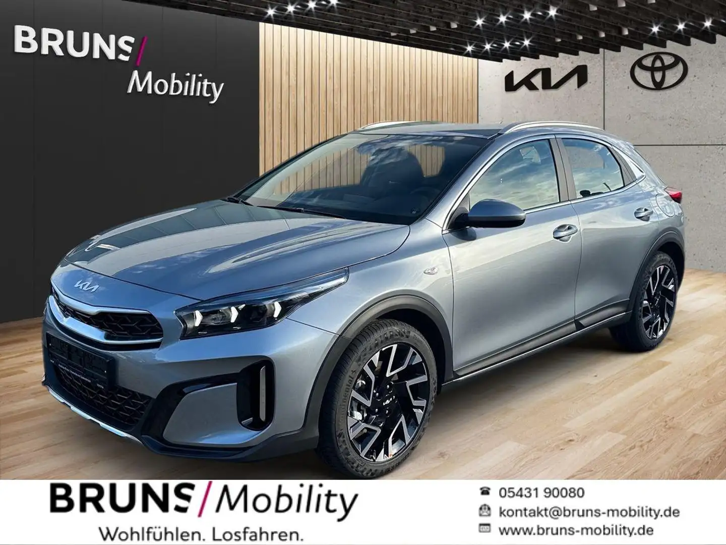 Kia XCeed 1.0 T Vision Komfort Navigation, Kamera Ezüst - 1