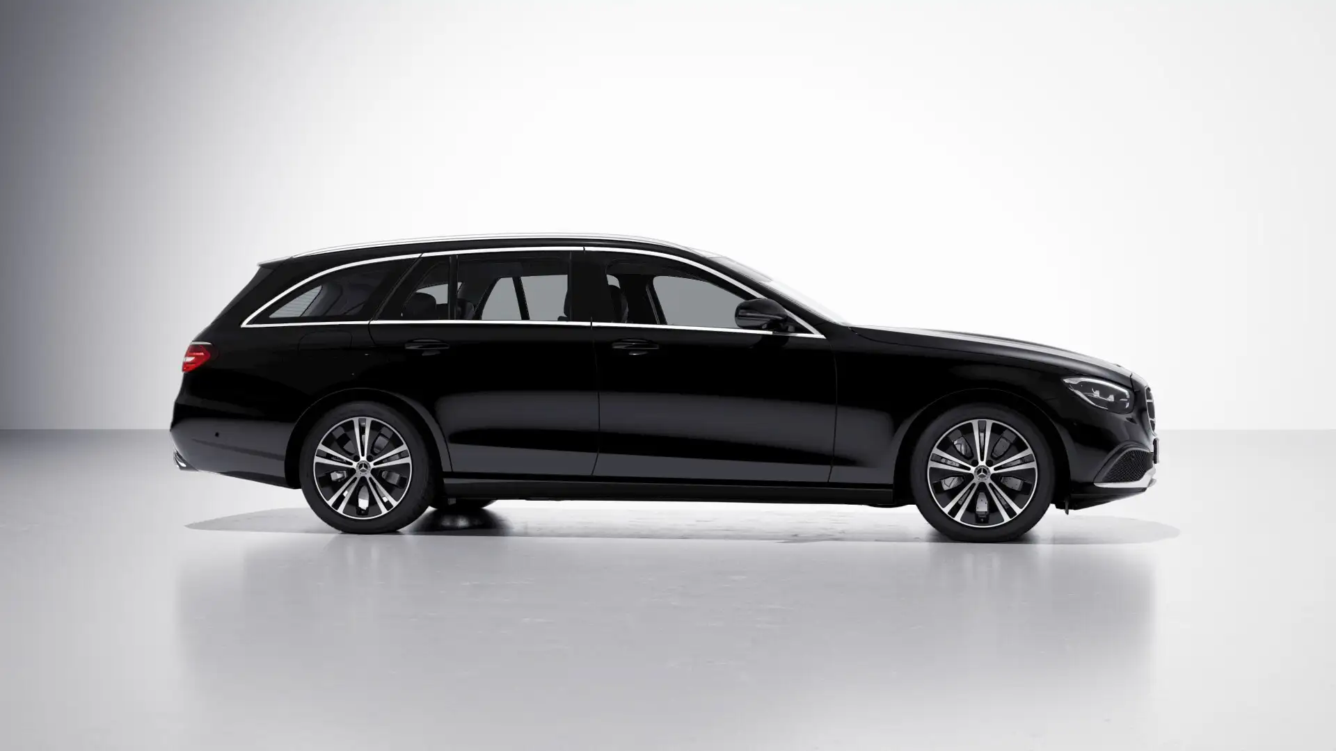 Mercedes-Benz E 400 d 4-Matic+FAHRAS.PAKET+AIRMATIC+HEADUP+AHK Schwarz - 2