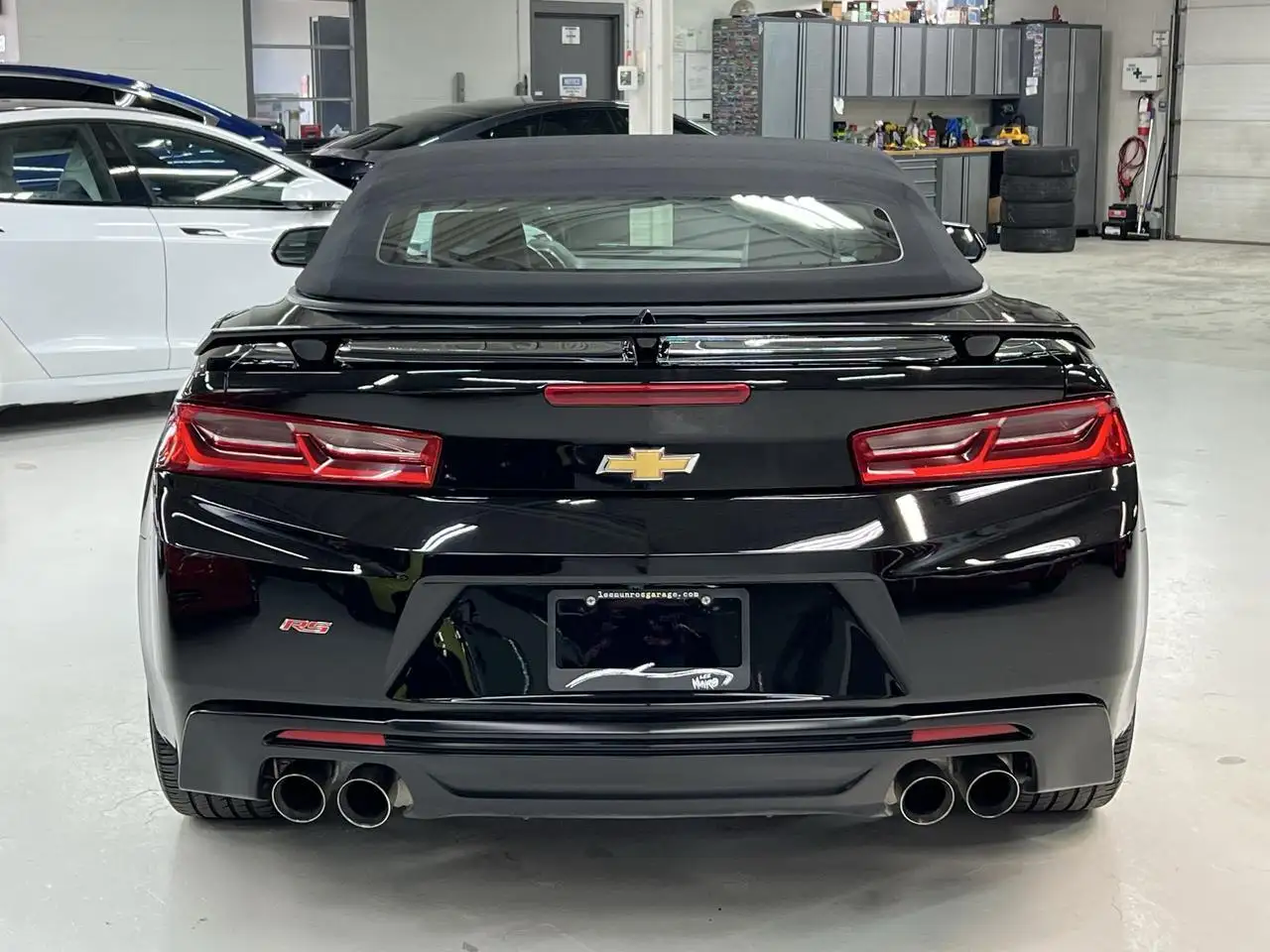 Chevrolet Camaro снимка Chevrolet Camaro