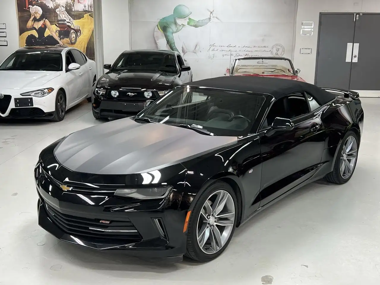 Chevrolet Camaro снимка Chevrolet Camaro