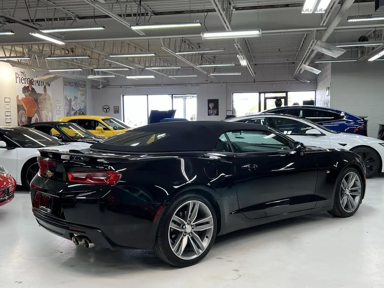 Chevrolet Camaro снимка Chevrolet Camaro