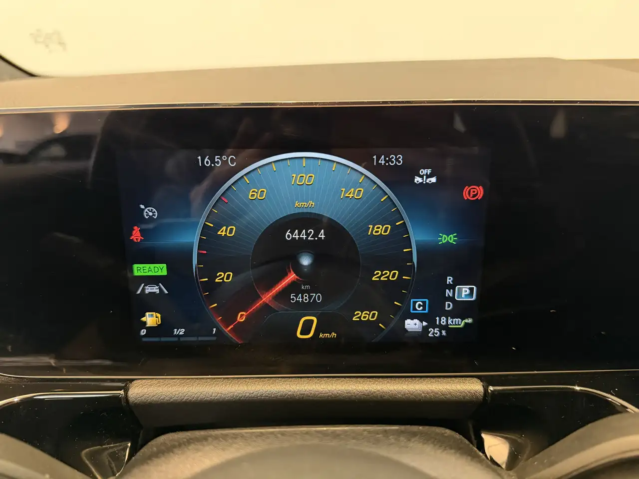 Mercedes-Benz GLA 250 GLA 250 e PHEV Business Line 13