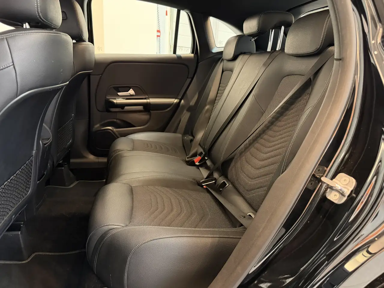 Mercedes-Benz GLA 250 GLA 250 e PHEV Business Line 9