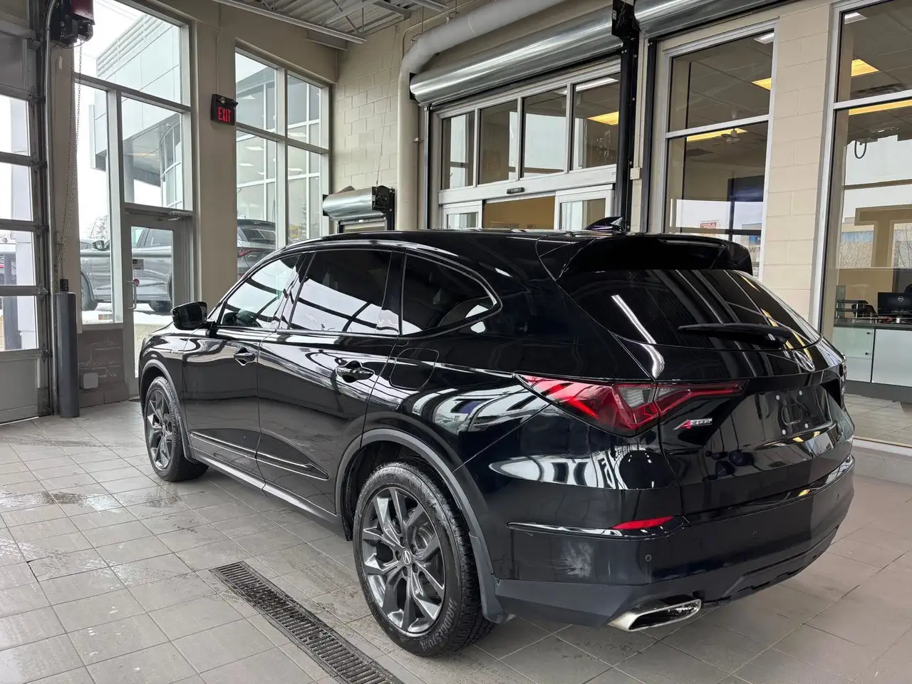 Acura MDX снимка Acura MDX