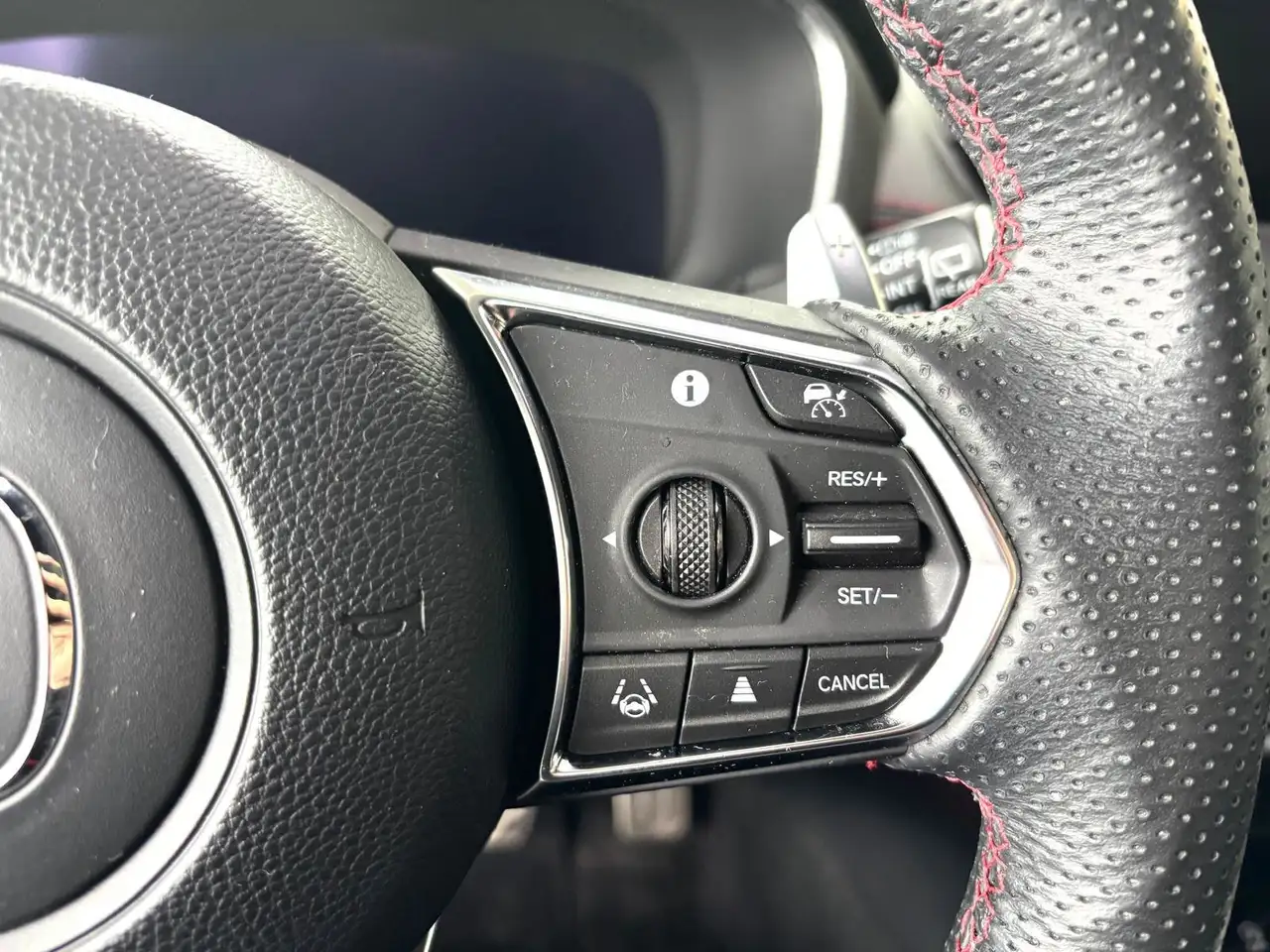 Acura MDX снимка Acura MDX