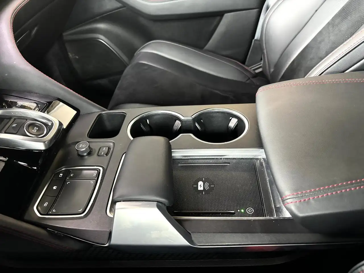 Acura MDX снимка Acura MDX