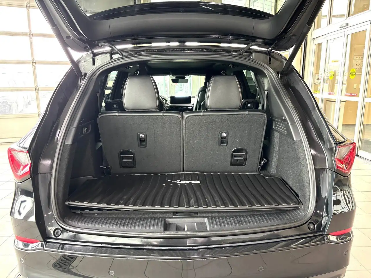 Acura MDX снимка Acura MDX
