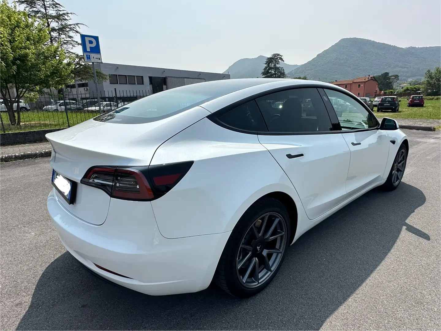 Tesla Model 3 Standard rwd Plus - 2