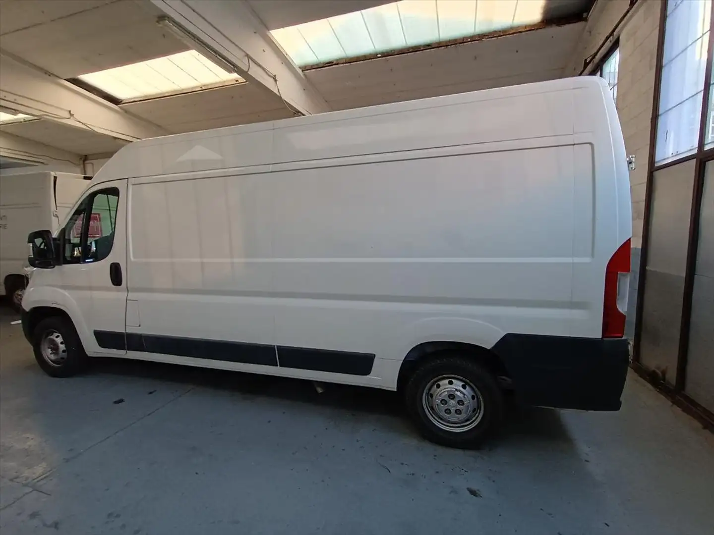 Fiat Ducato 2.0 Mjt passo LUNGO Euro 6B ALTO +IVA Bianco - 2
