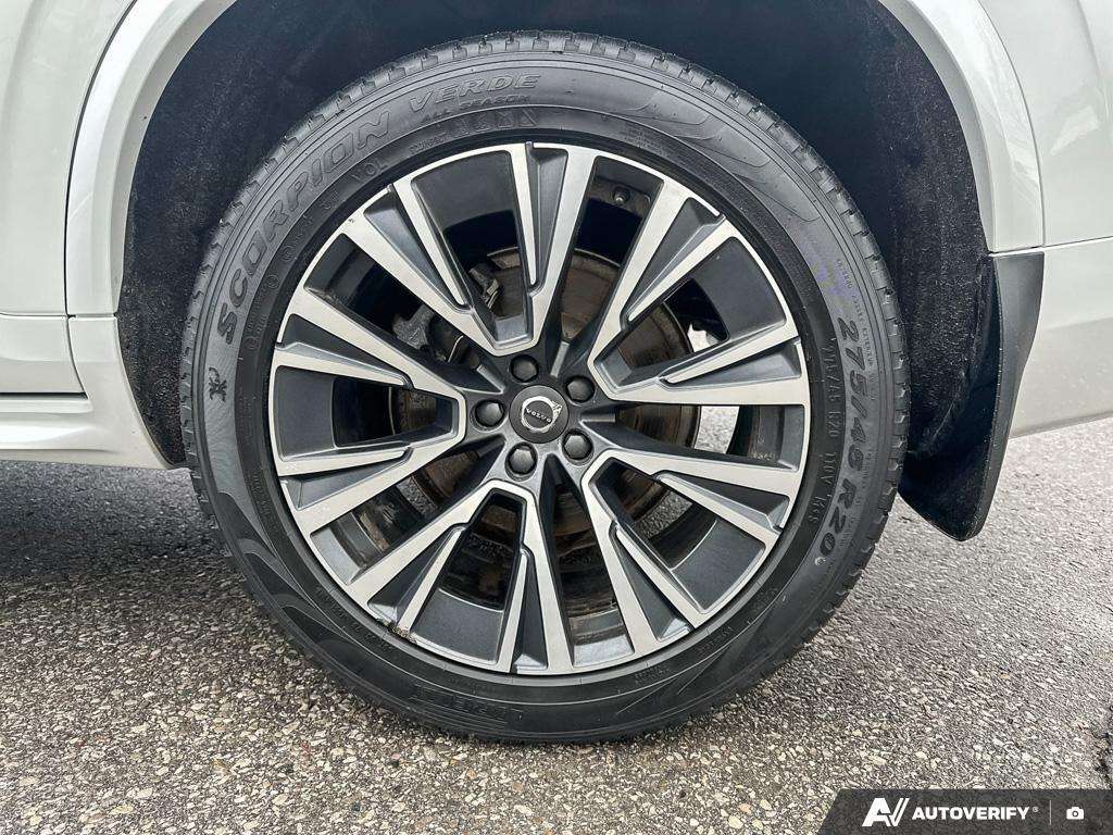 2022 Volvo XC90 T6 Momentum 7 Passenger thumb 6