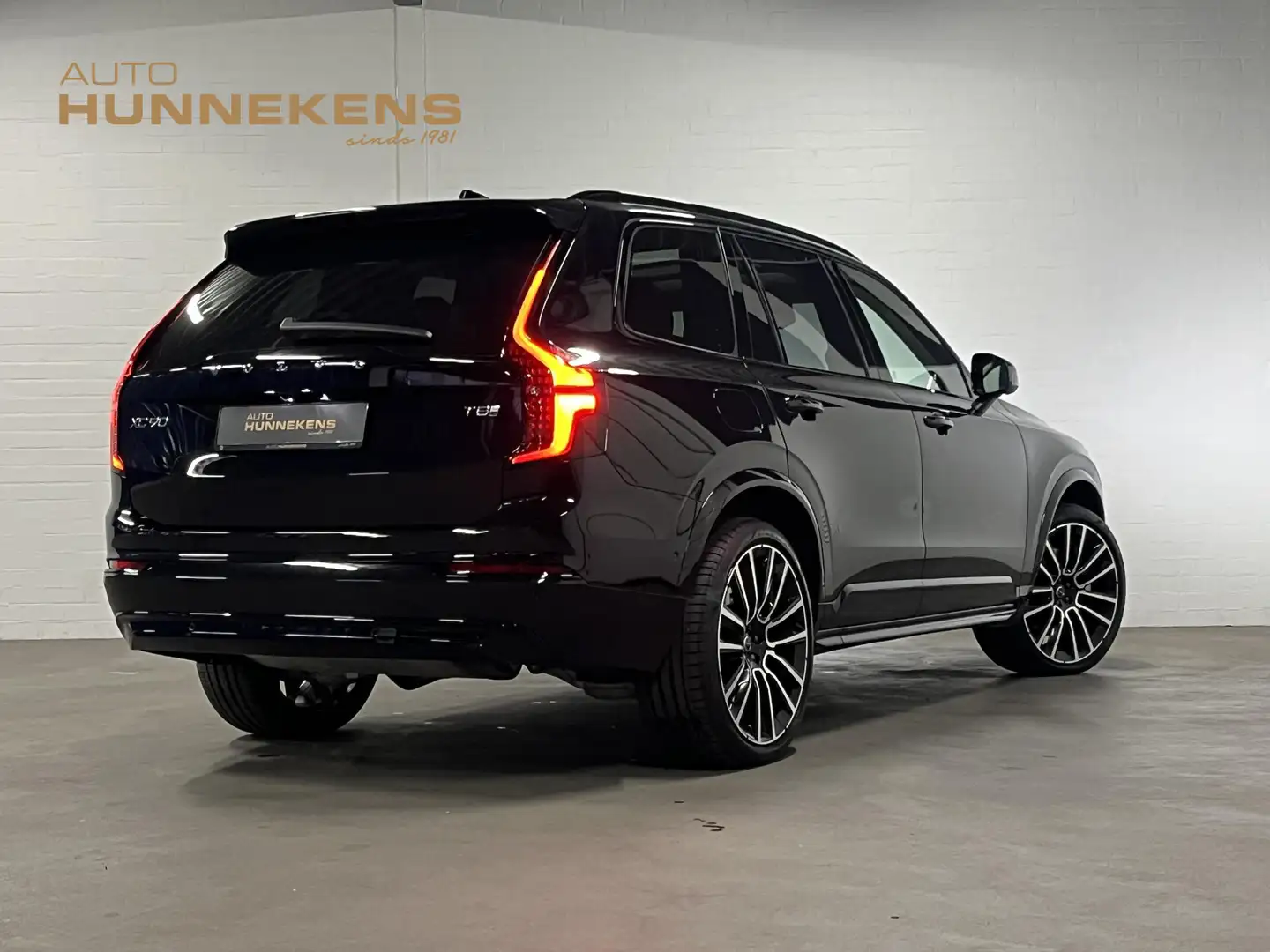 Volvo XC90 2.0 T8 4WD Ultra Dark Luchtvering | Bowers & Wilki Noir - 2