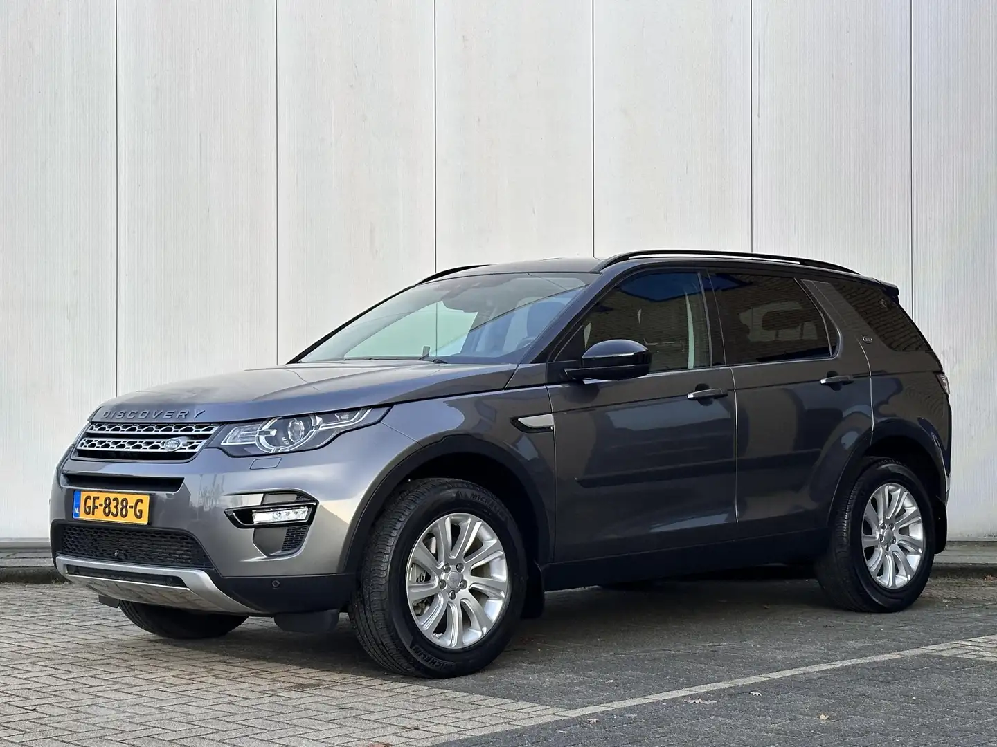 Land Rover Discovery Sport 2.2 TD4 4WD HSE Luxury Dealeronderhouden l 1e Eig. Gris - 1