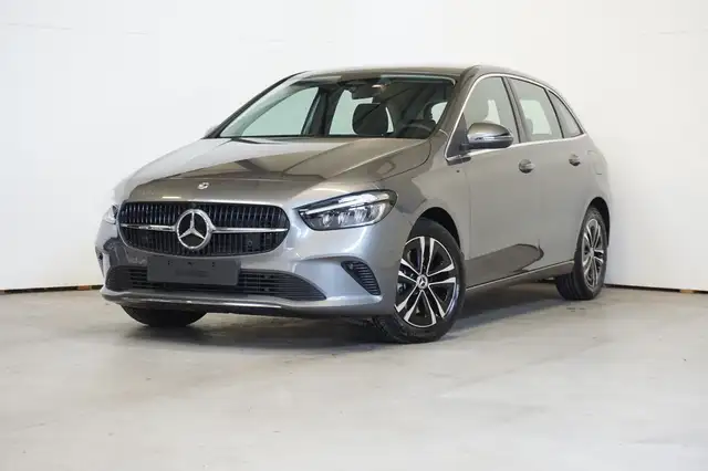 Mercedes-Benz B 250 Slechts 8200 km