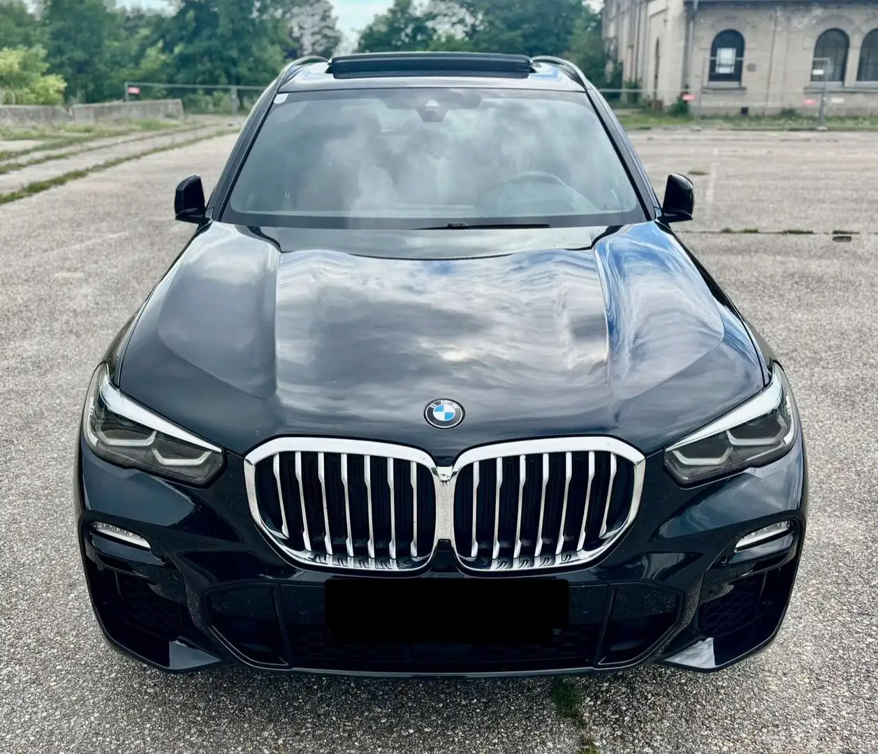 BMW X5 xDrive 30 d M Sport Schwarz - 2