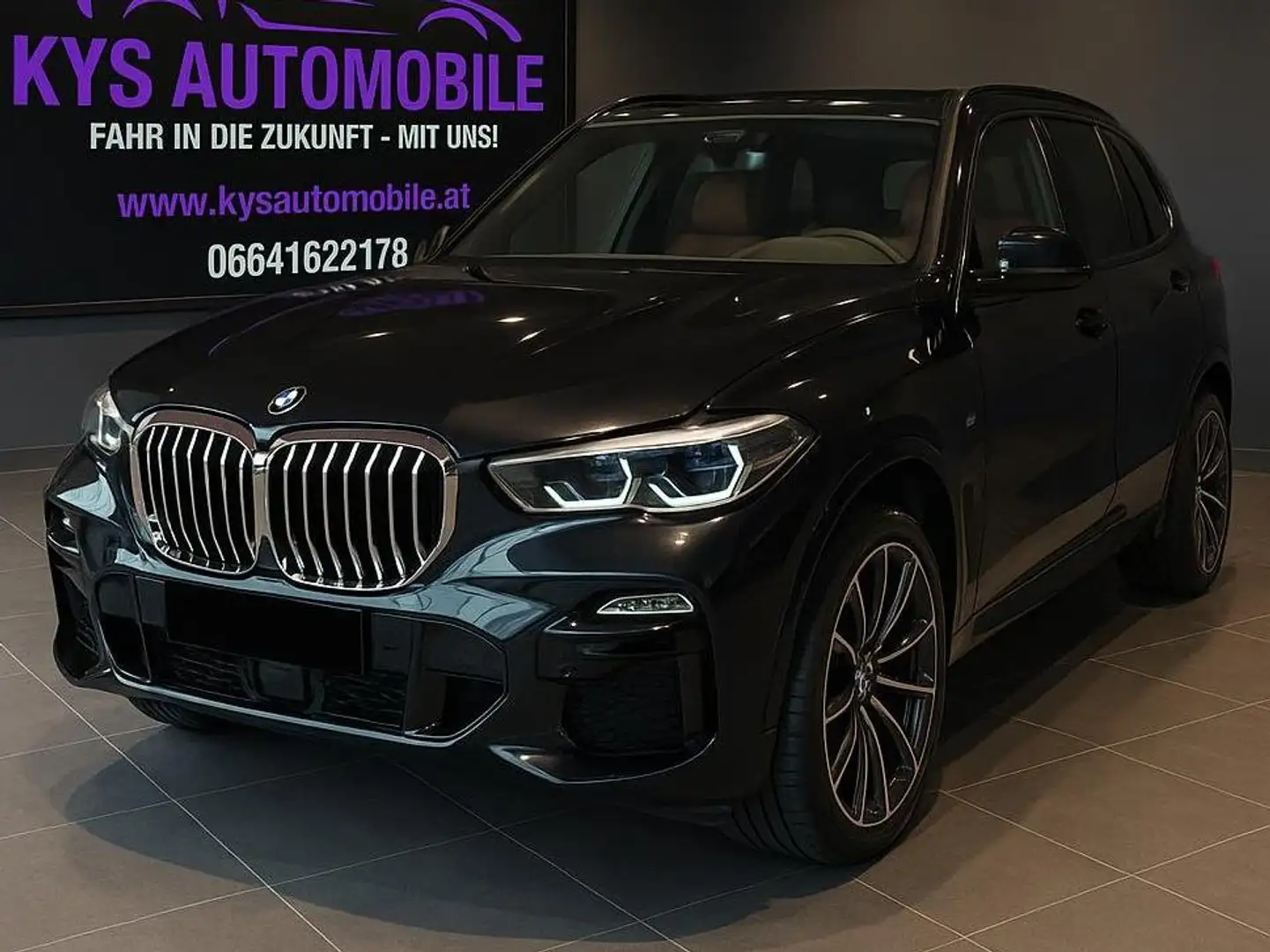 BMW X5 xDrive 30 d M Sport Schwarz - 1