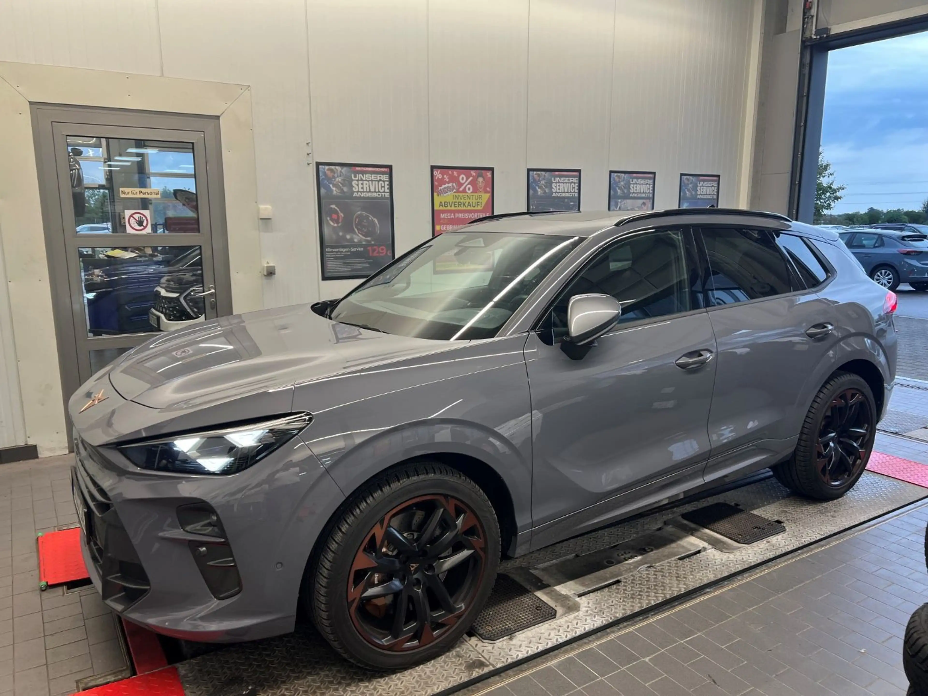 CUPRA Terramar 2.0 TSI 4Drive VZ ACC+Allrad+Navi+Pano — photo 3