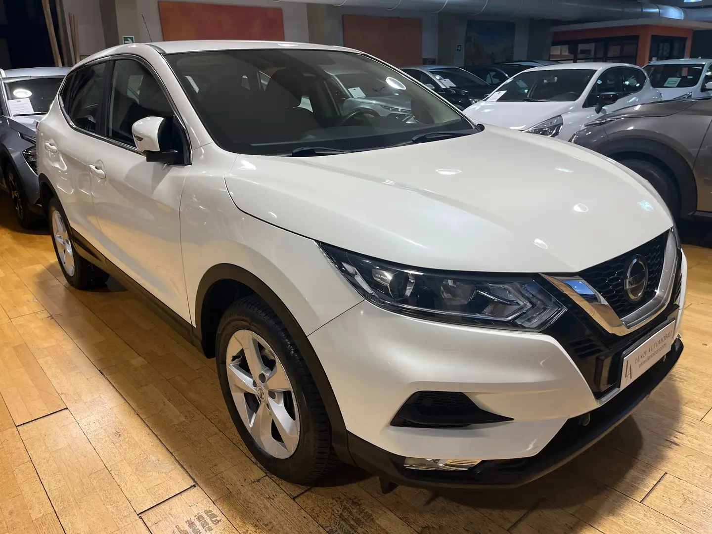 Nissan Qashqai Qashqai II 1.3 dig-t Business 160cv Wit - 1