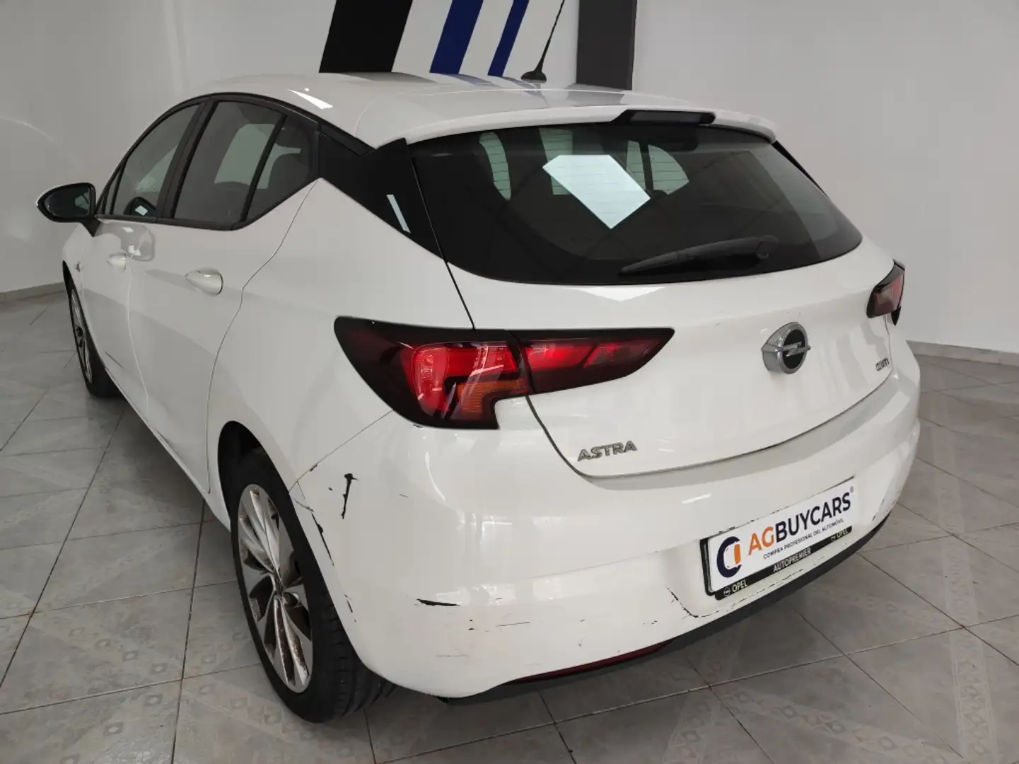 Opel Astra 1.6CDTi Business + 110 Blanco - 2