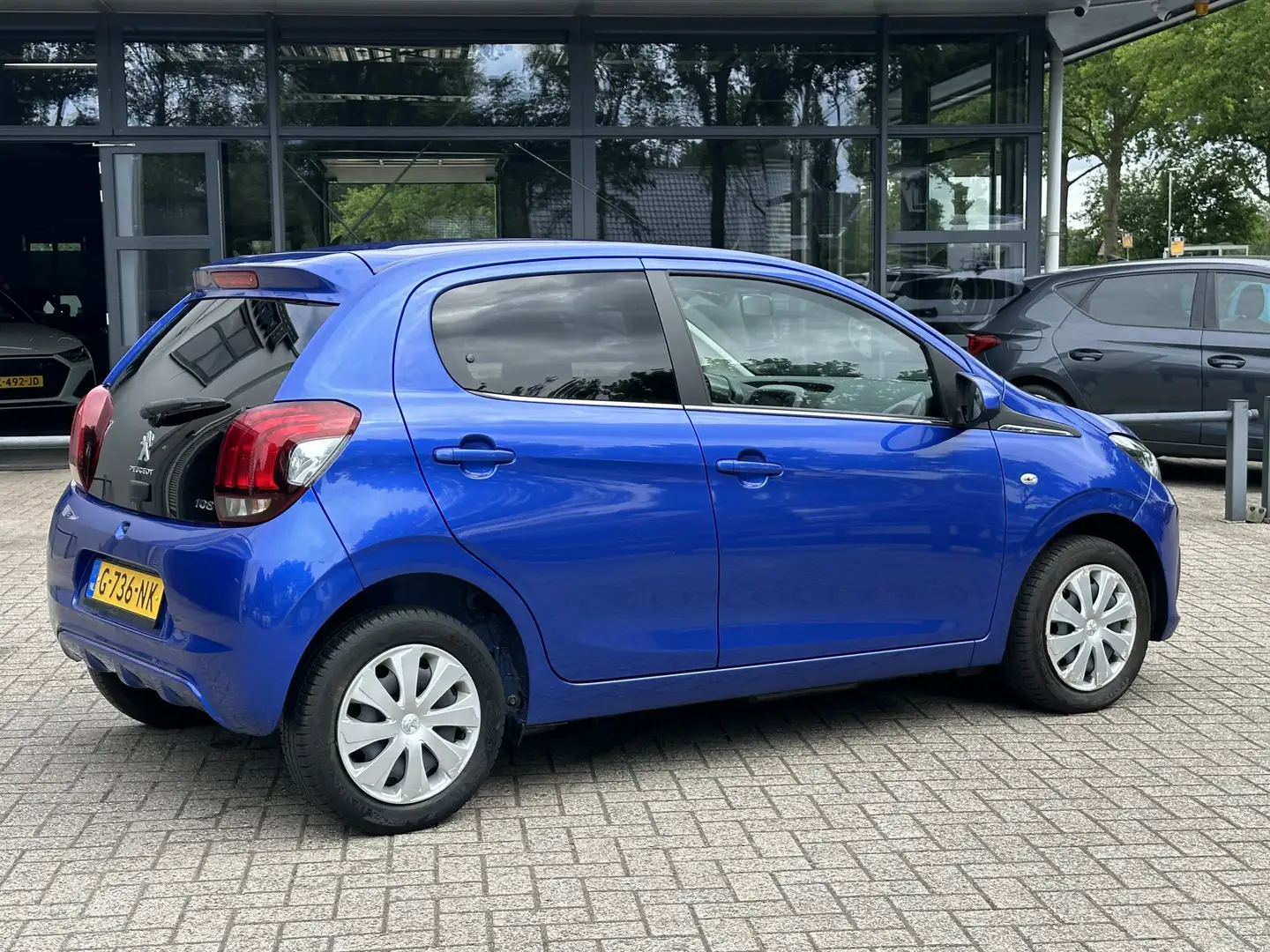 Peugeot 108 1.0 e-VTi Airco/Elktr pakket/Getint glas/5 deuren Bleu - 2