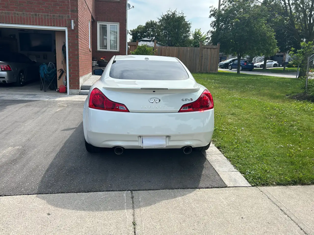 Infiniti G37 2012