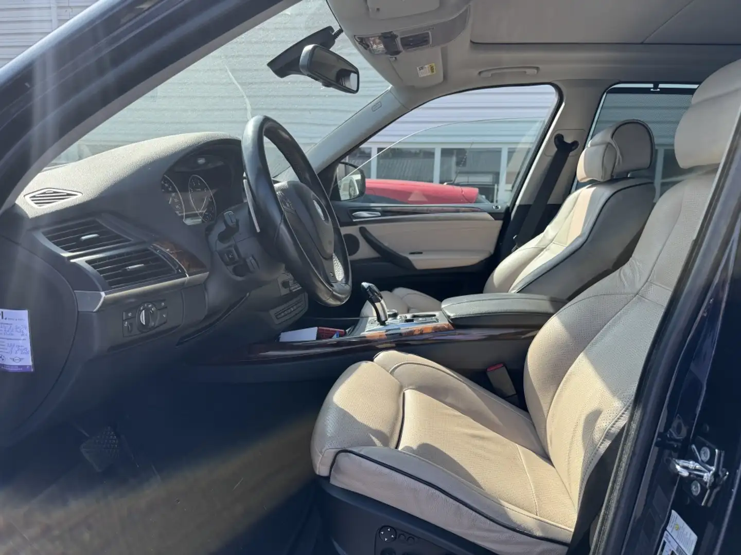 BMW X5 4.8I 7-Persoons MOTORSCHADE E70 Zwart - 2