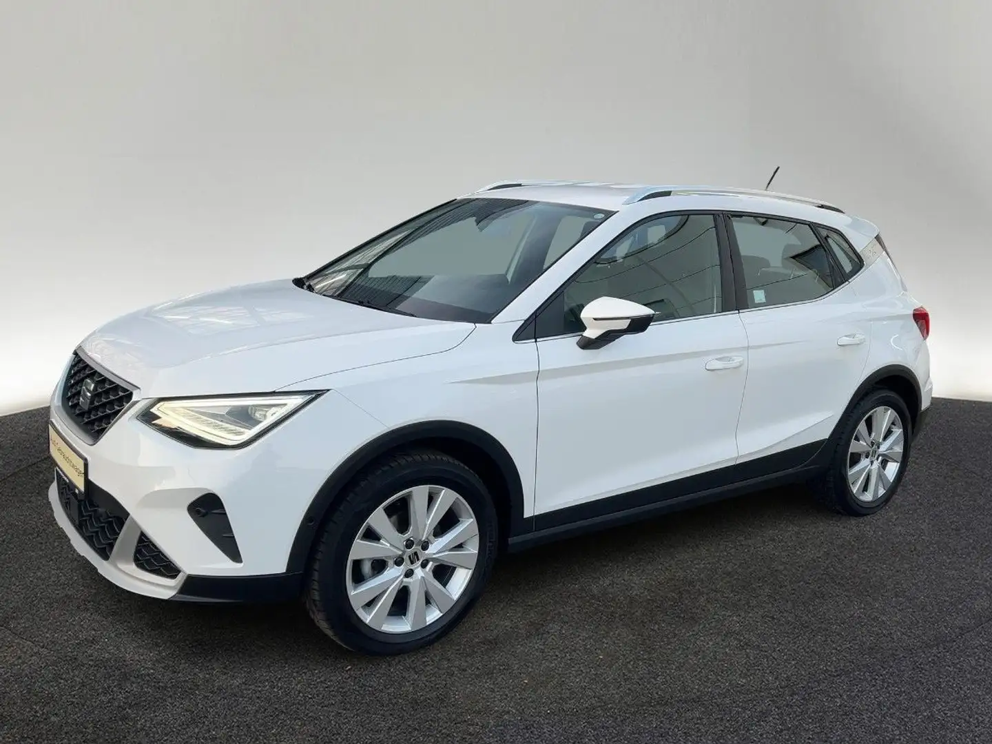 SEAT Arona 1.0 TSI Xperience DSG LED Kamera Sitzhzg Weiß - 2
