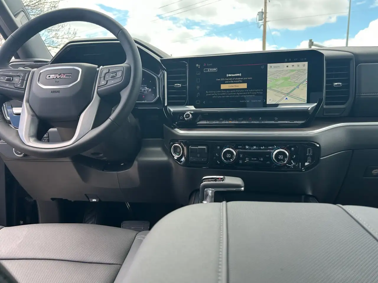 GMC Sierra 1500 снимка GMC Sierra 1500