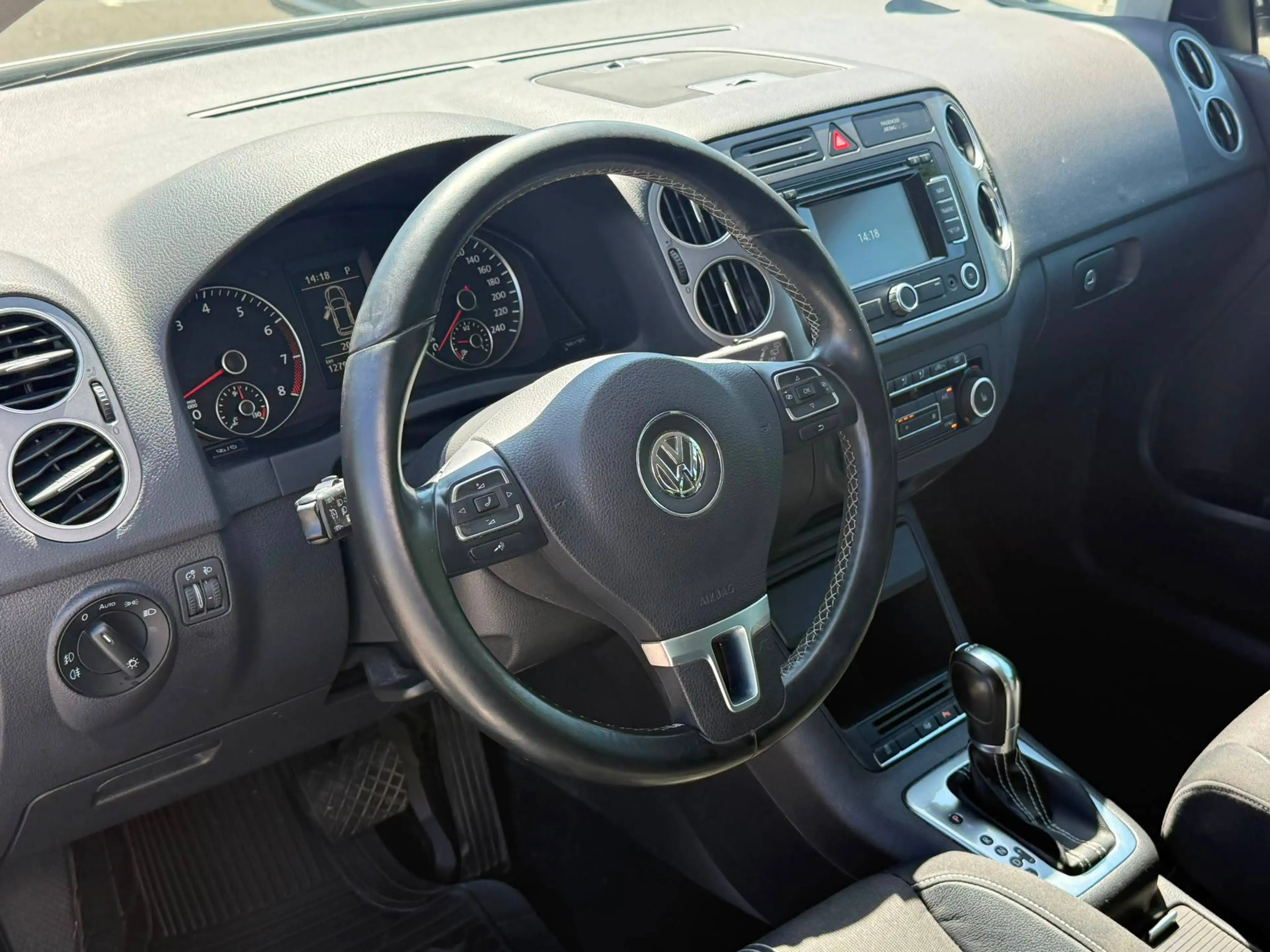 Volkswagen Golf Plus IV 1.4 TSI Match*2. Hand*Tüv und Service NEU — photo 13