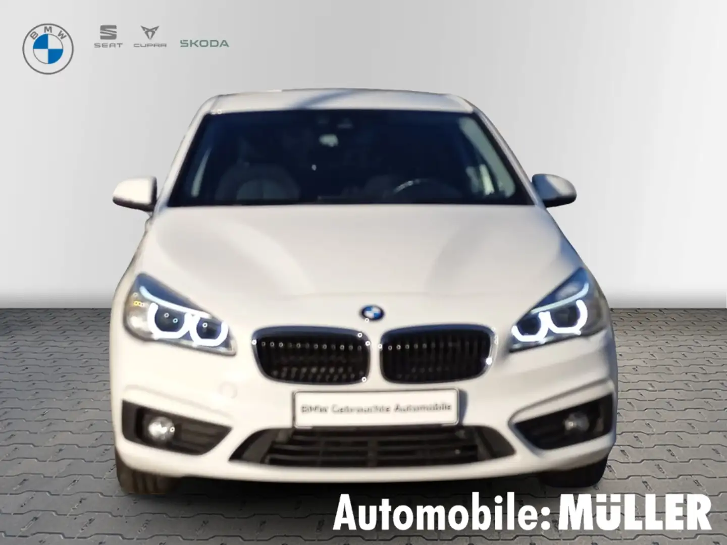 BMW 218 Active Tourer i+NAVI+MEHRZONENKLIMA+SHZ+KEYLESS+PD Wit - 2
