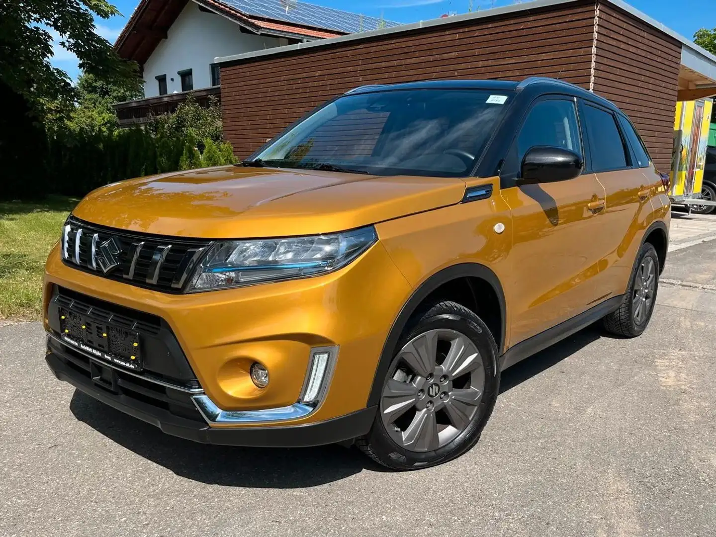 Suzuki Vitara 1.5 Hybrid Comfort 4x2 Orange - 1