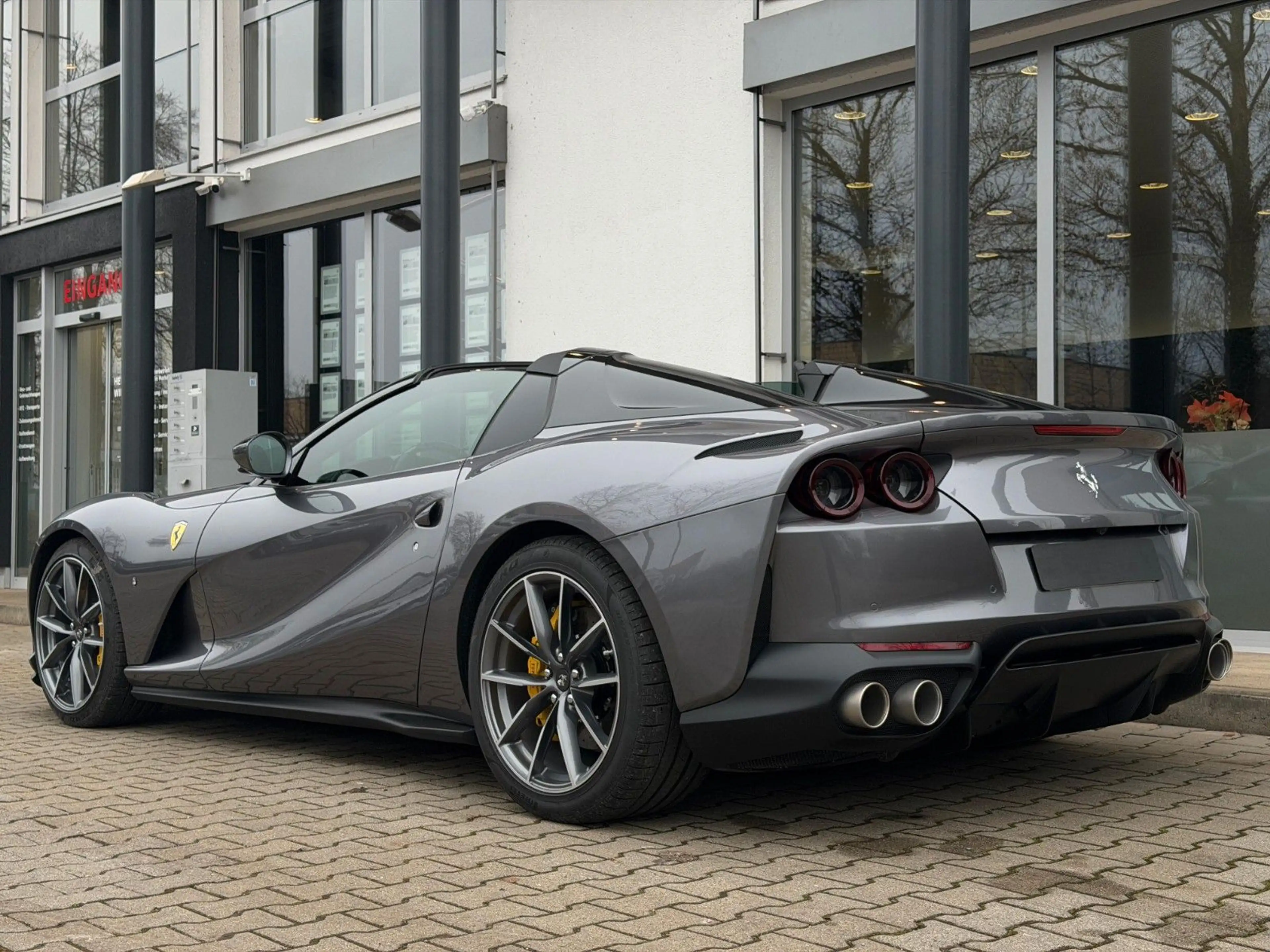 Ferrari 812 GTS / 1. HD/ DE/ RACING/ LIFT/ LED LENKRAD — photo 11