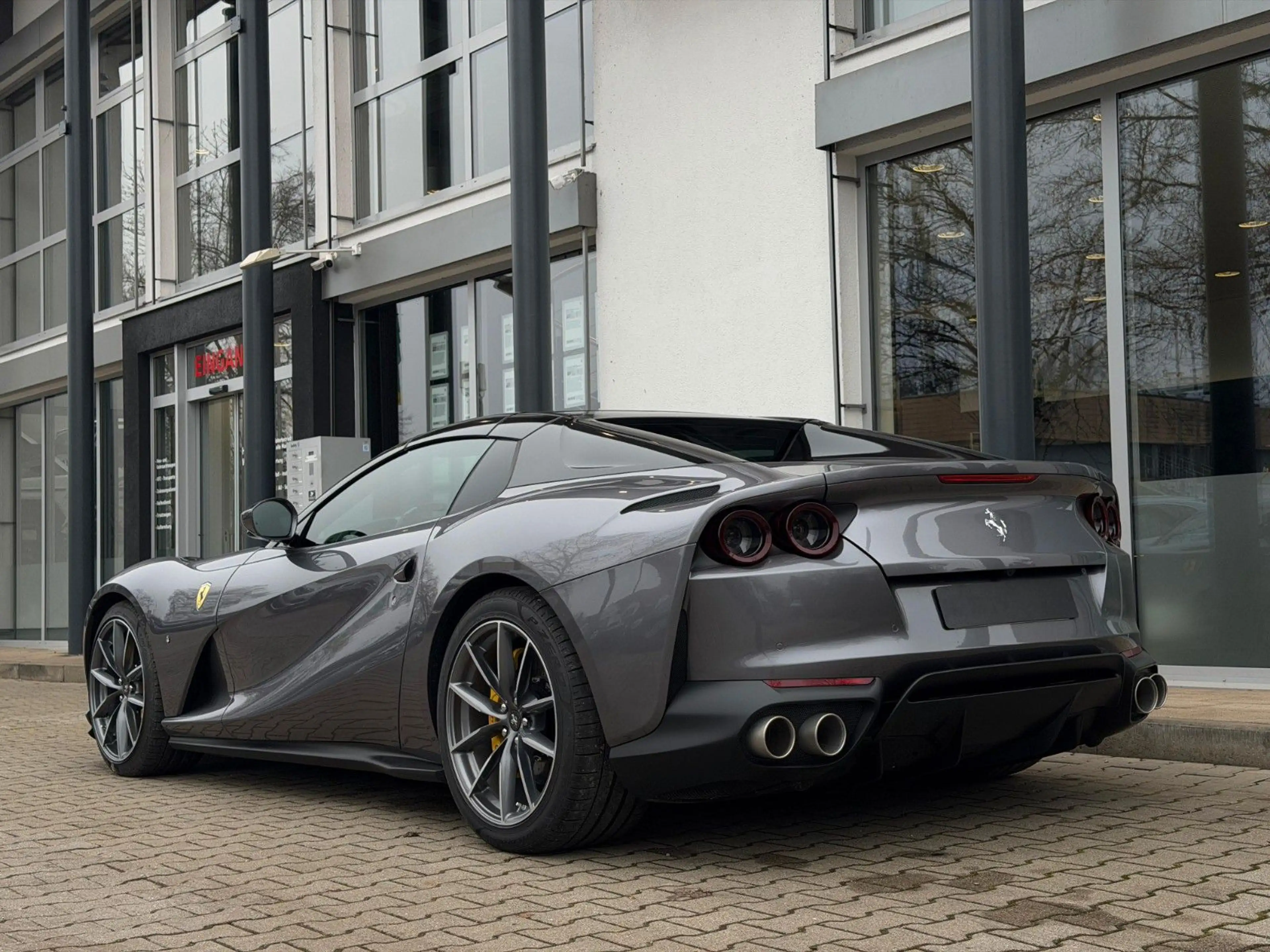 Ferrari 812 GTS / 1. HD/ DE/ RACING/ LIFT/ LED LENKRAD — photo 12