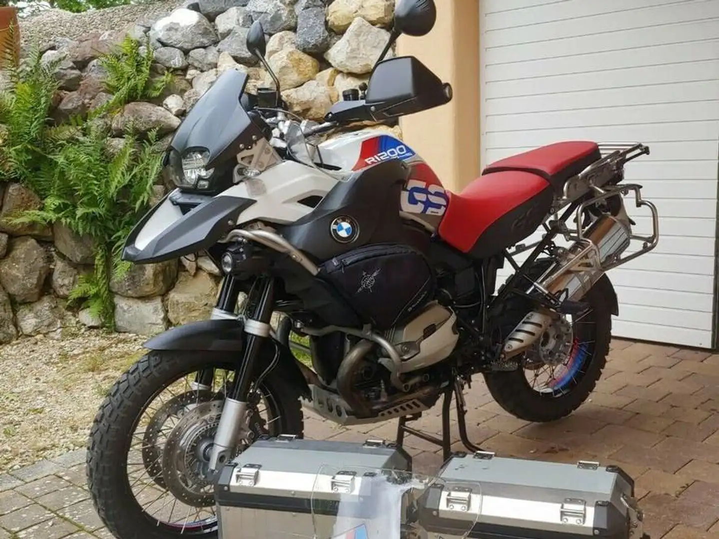 BMW R 1200 GS Adventure nell'edizione GS dei 30 anni White - 2