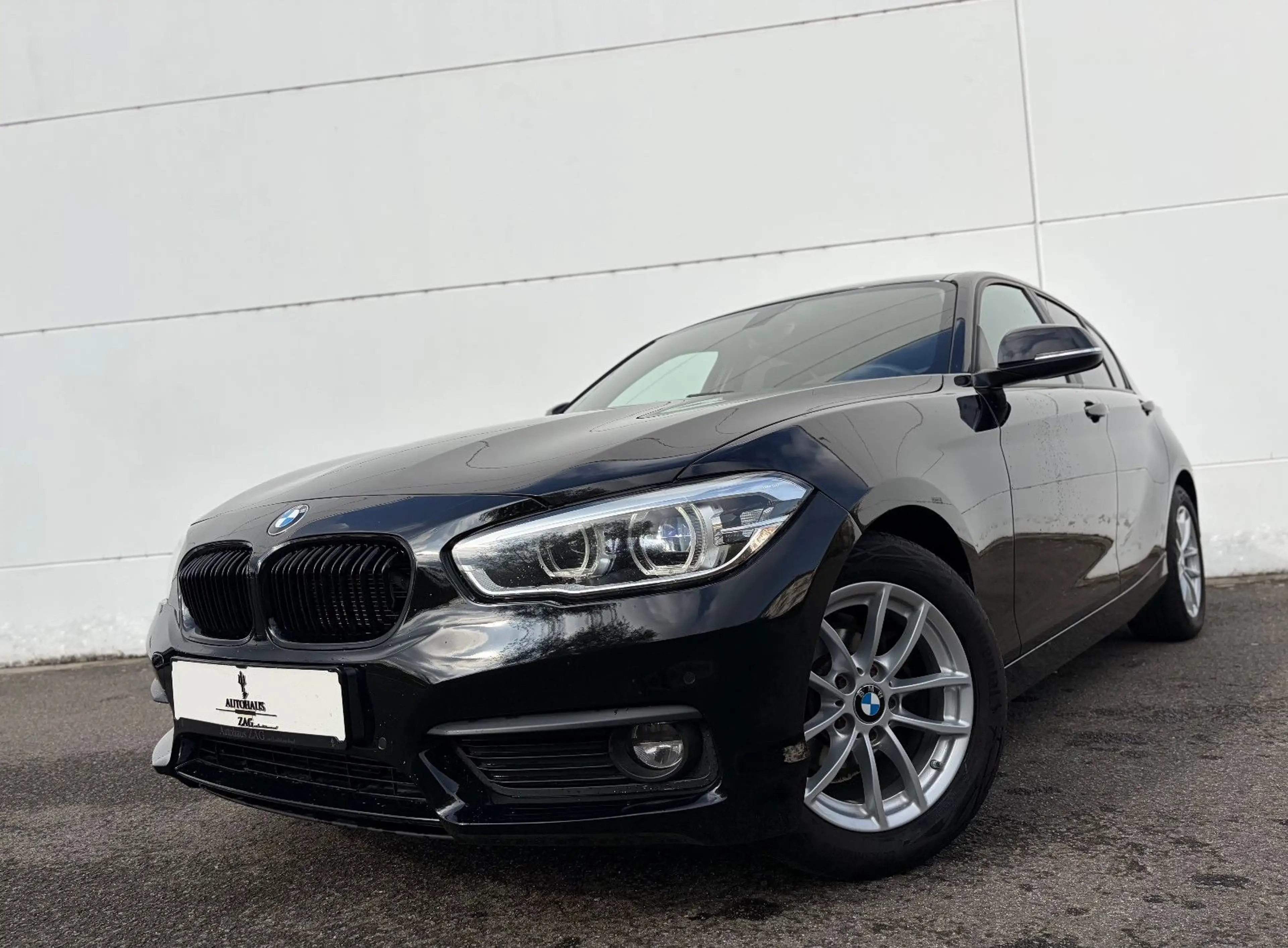 BMW 118 i Lim. Advantage*NAVI*LED*PDC*