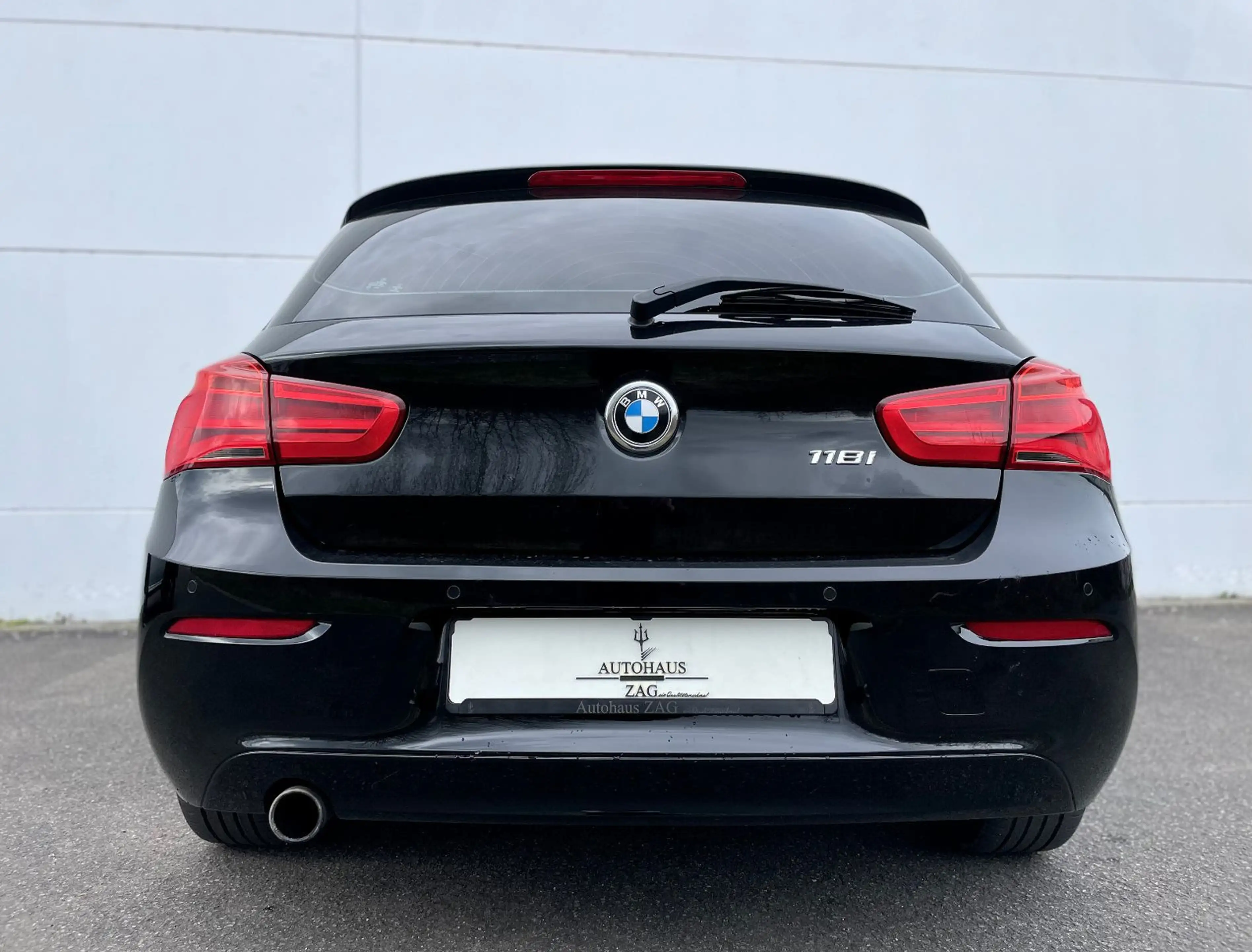 BMW 118 i Lim. Advantage*NAVI*LED*PDC* — photo 5