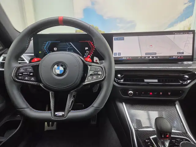 BMW M4 view 10