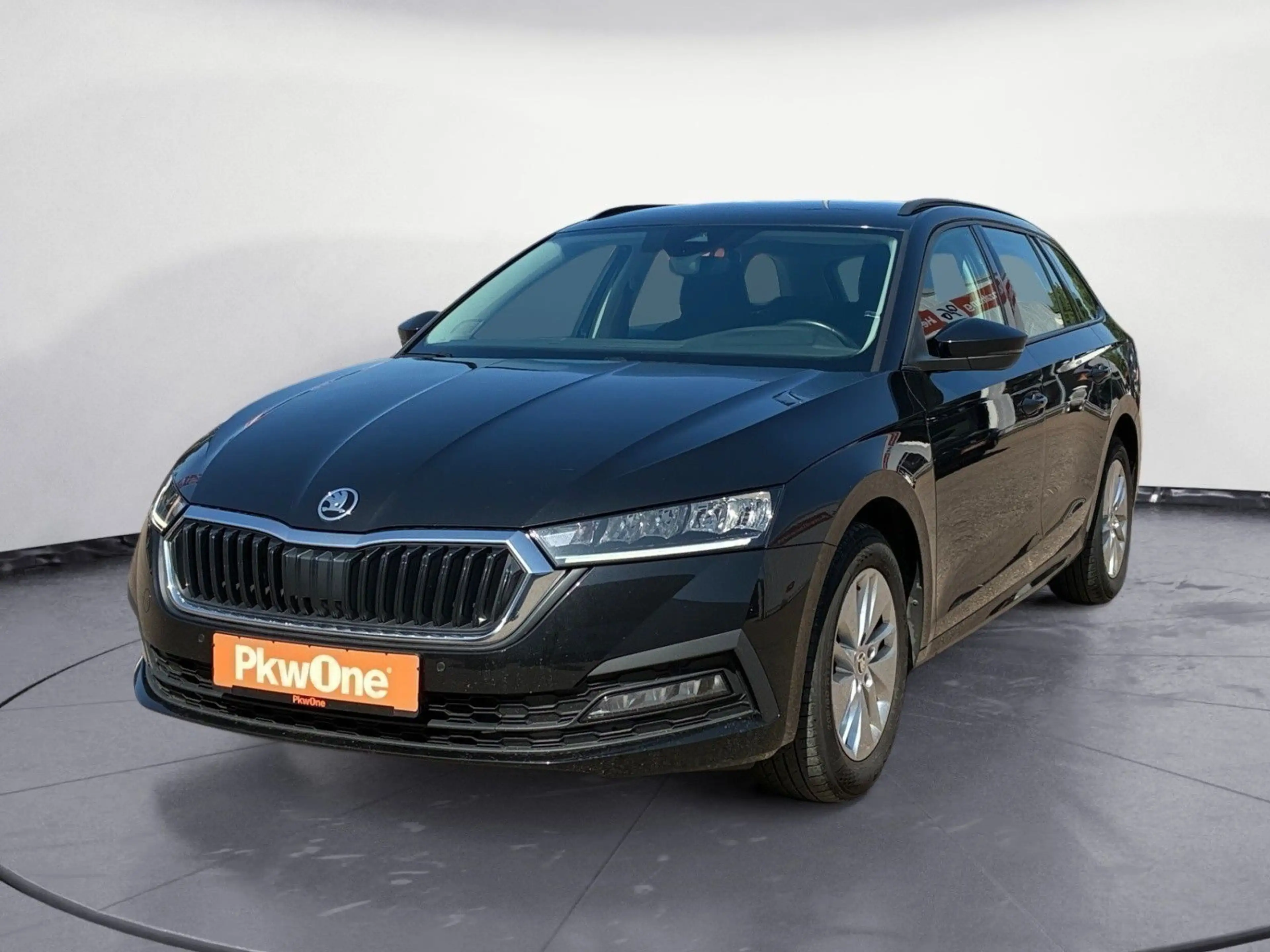 Skoda Octavia 2,0 TDI ACC*NAVI*LED*PDC*SHZ*LHZ*CARPLAY