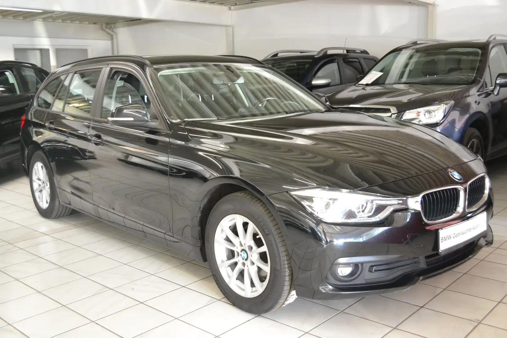 BMW 318 D F31 1.HAND *CO²-118g* LED*NAVI*ALARM*TEMPOMAT Zwart - 2