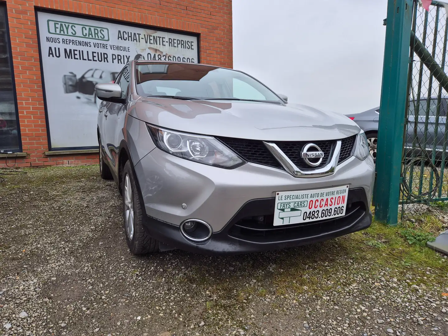 Nissan Qashqai 1.2 DIG-T 2WD Acenta Gris - 2
