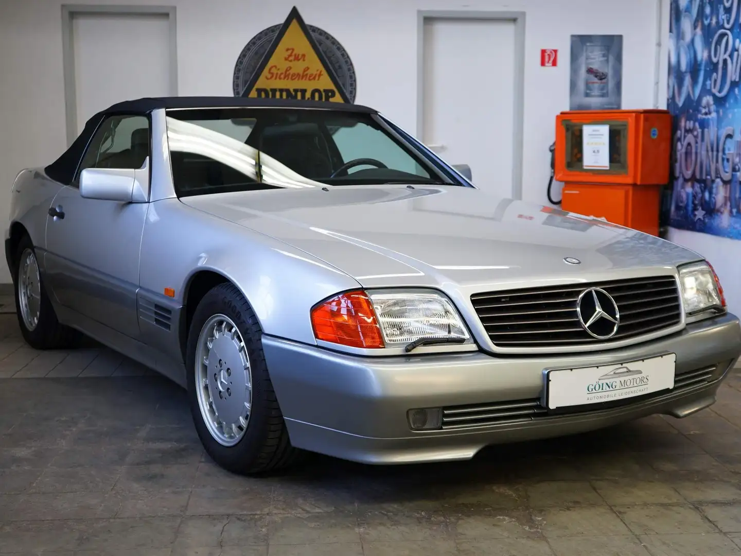 Mercedes-Benz 500 R129 in einem schönen Pflegezustand mit H-Kennz Silber - 2