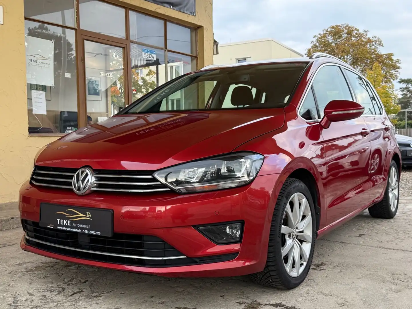 Volkswagen Golf Sportsvan Xenon|Volles Scheckheft|Assistent Rot - 2