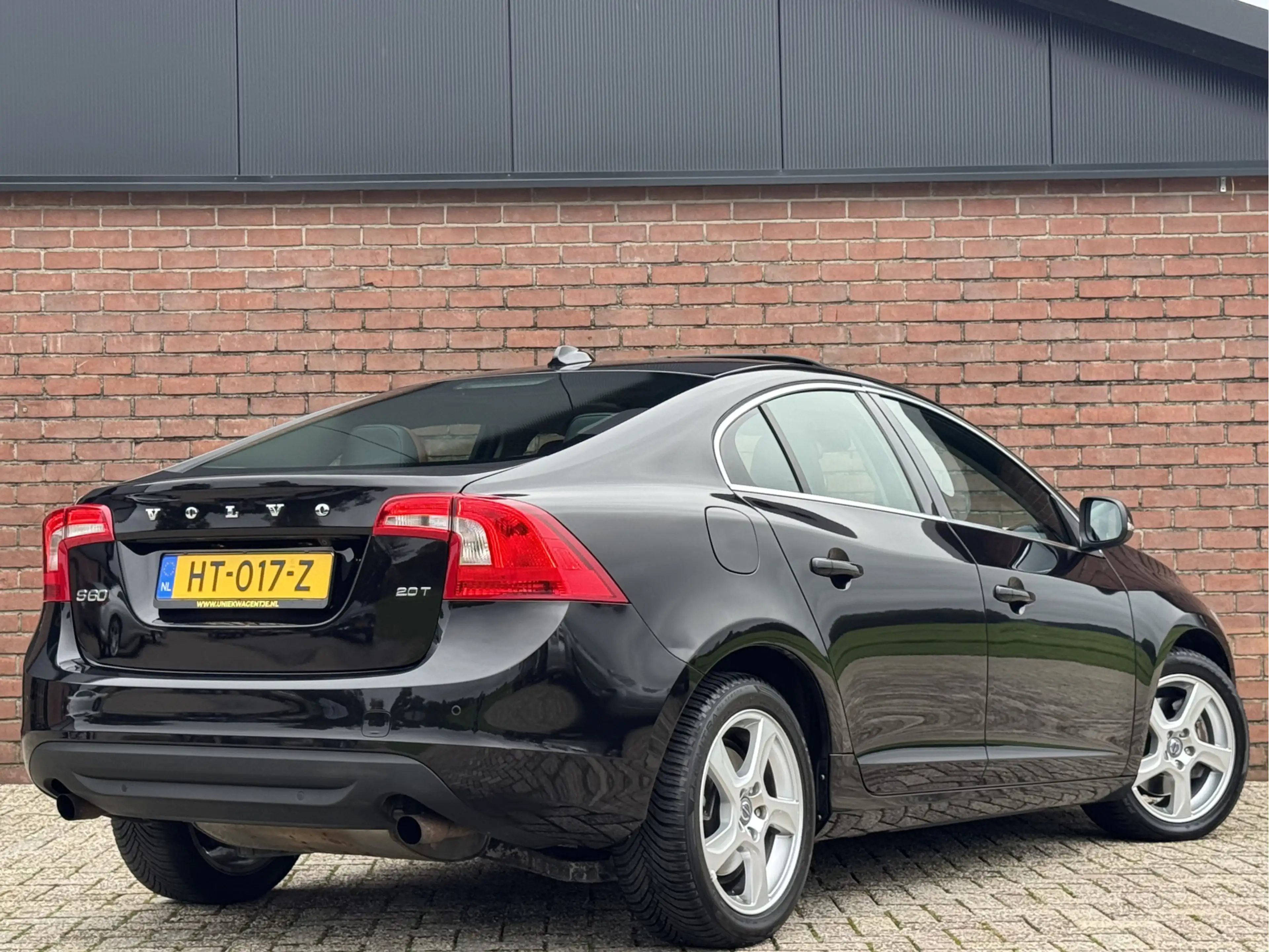 Volvo S60 2.0T SUMMUM | LEDER! | PANODAK! | XENON! | NAVI! — photo 8