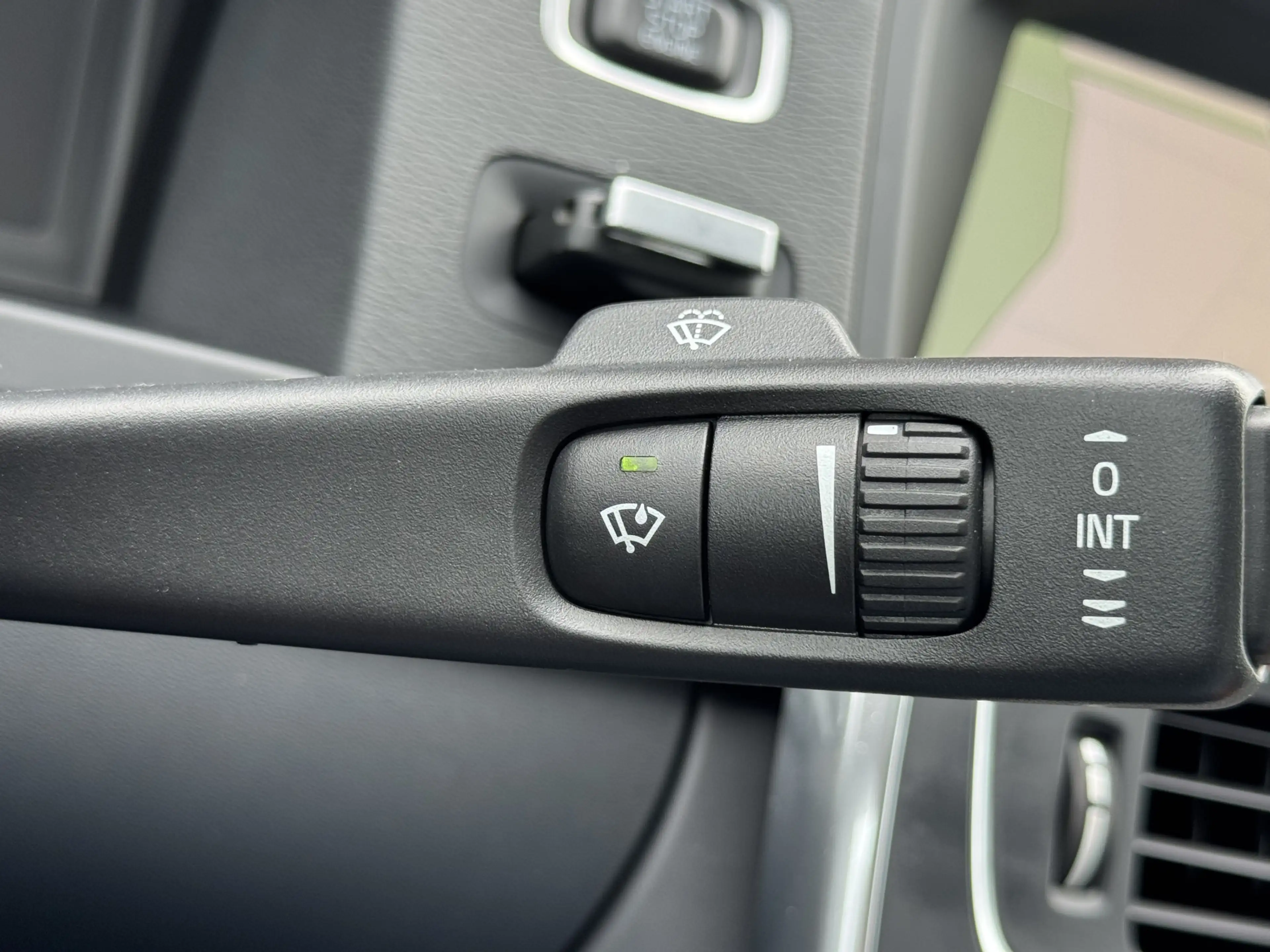 Volvo S60 2.0T SUMMUM | LEDER! | PANODAK! | XENON! | NAVI! — photo 23