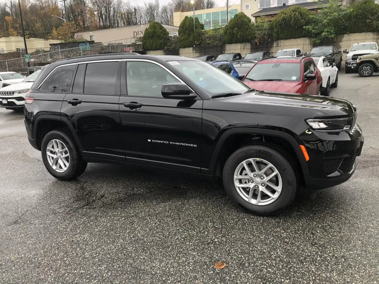 Jeep Grand Cherokee снимка Jeep Grand Cherokee
