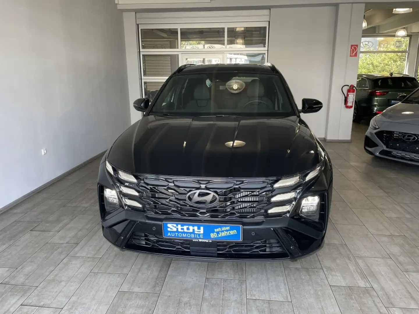 Hyundai TUCSON 1.6 T-GDI DCT N-Line Navi LED 19 Zoll SHZ Schwarz - 2