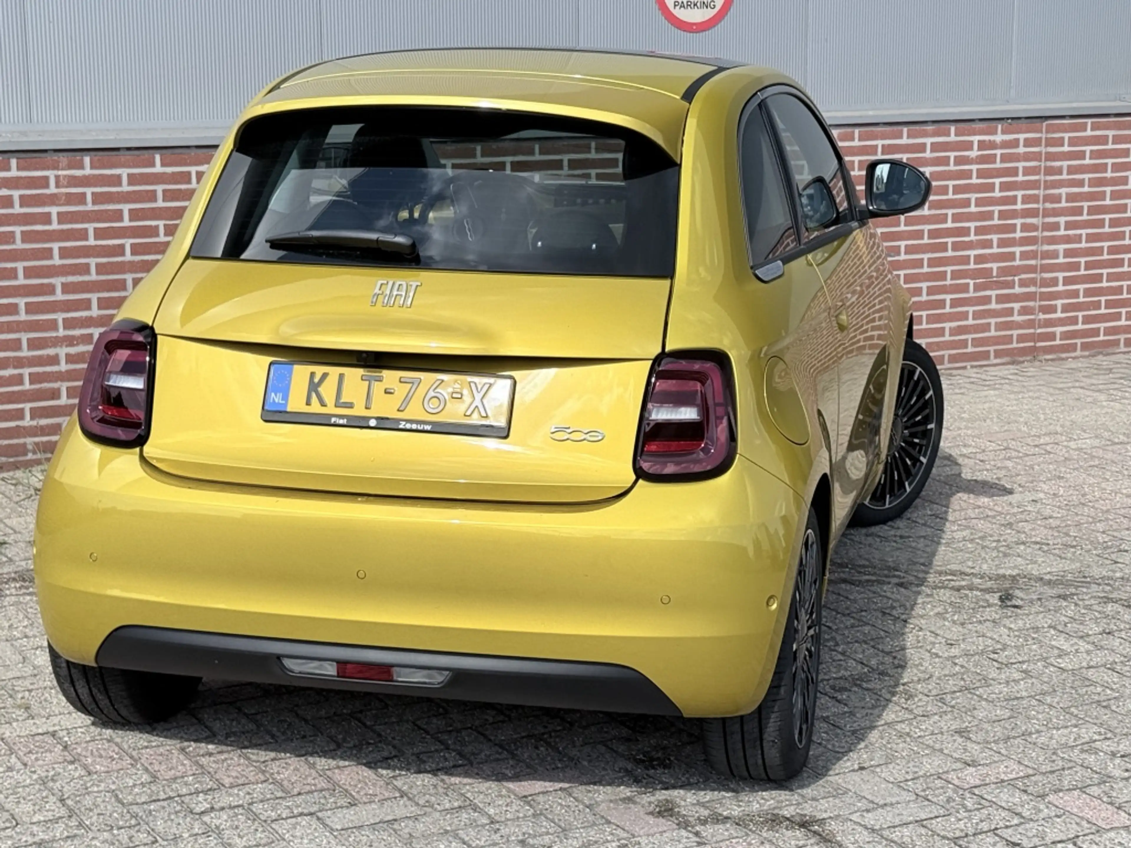 Fiat 500e ICON 42 kWh | Pano | Camera | Winter | 17" — photo 15