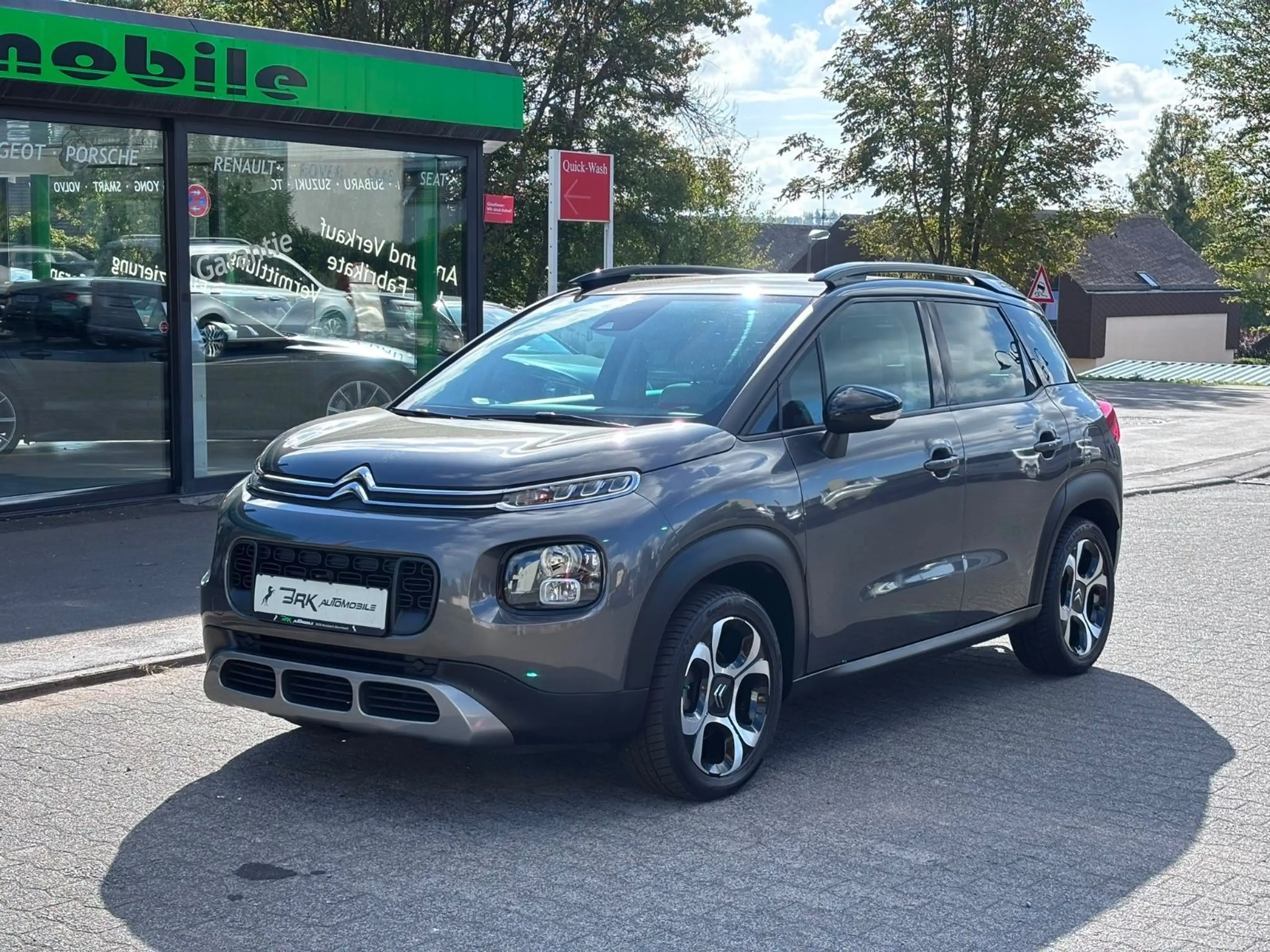 Citroen C3 Aircross Shine **NAVI*KLIMA*SHZ*2-HAND**
