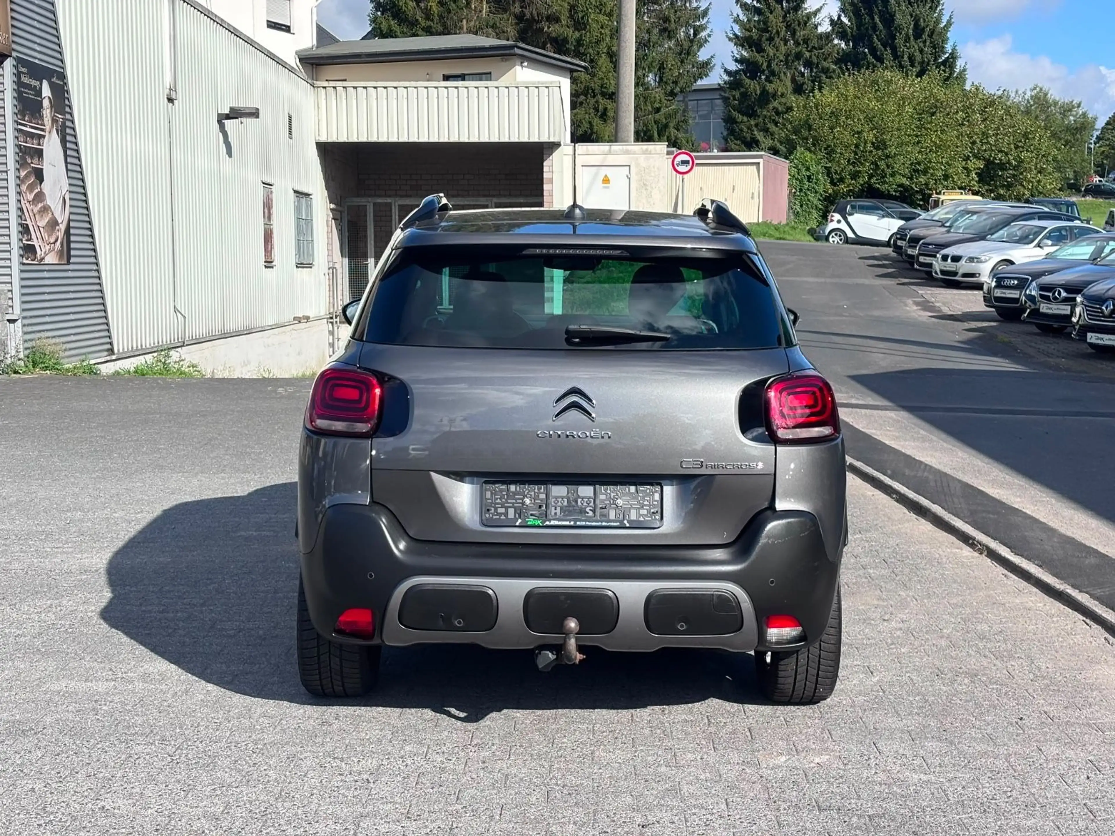 Citroen C3 Aircross Shine **NAVI*KLIMA*SHZ*2-HAND** — photo 7