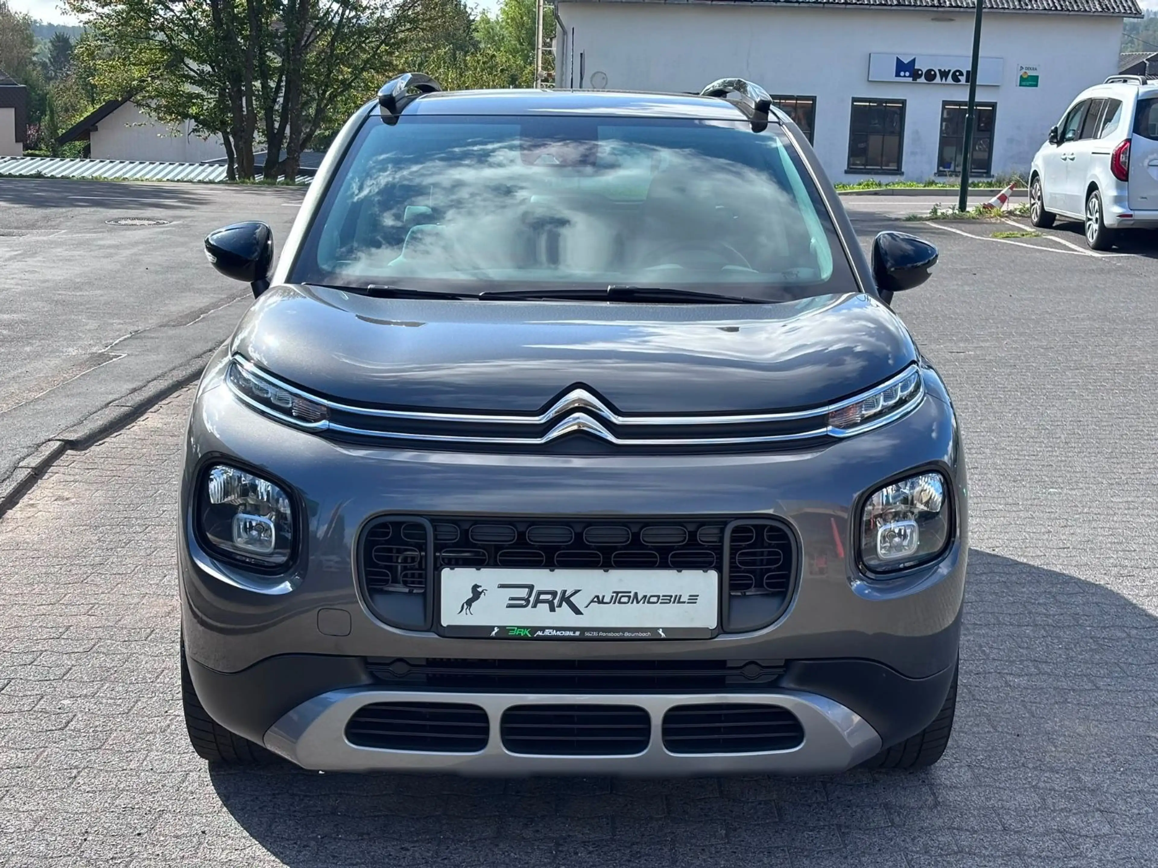 Citroen C3 Aircross Shine **NAVI*KLIMA*SHZ*2-HAND** — photo 2
