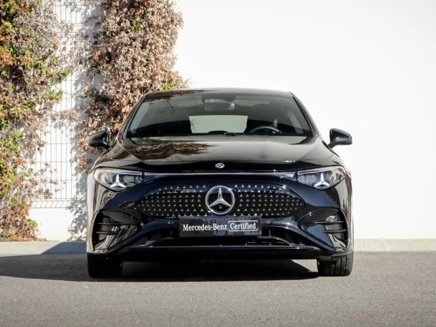 Mercedes-Benz CLA 250 250+ EQ 272ch AMG Line Schwarz - 2